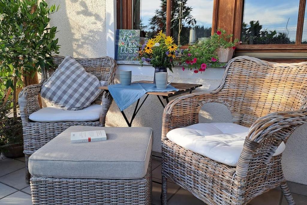 Gemuetliche Waldrandlage In Badenweiler Sehringen Ferienwohnung Екстериор снимка